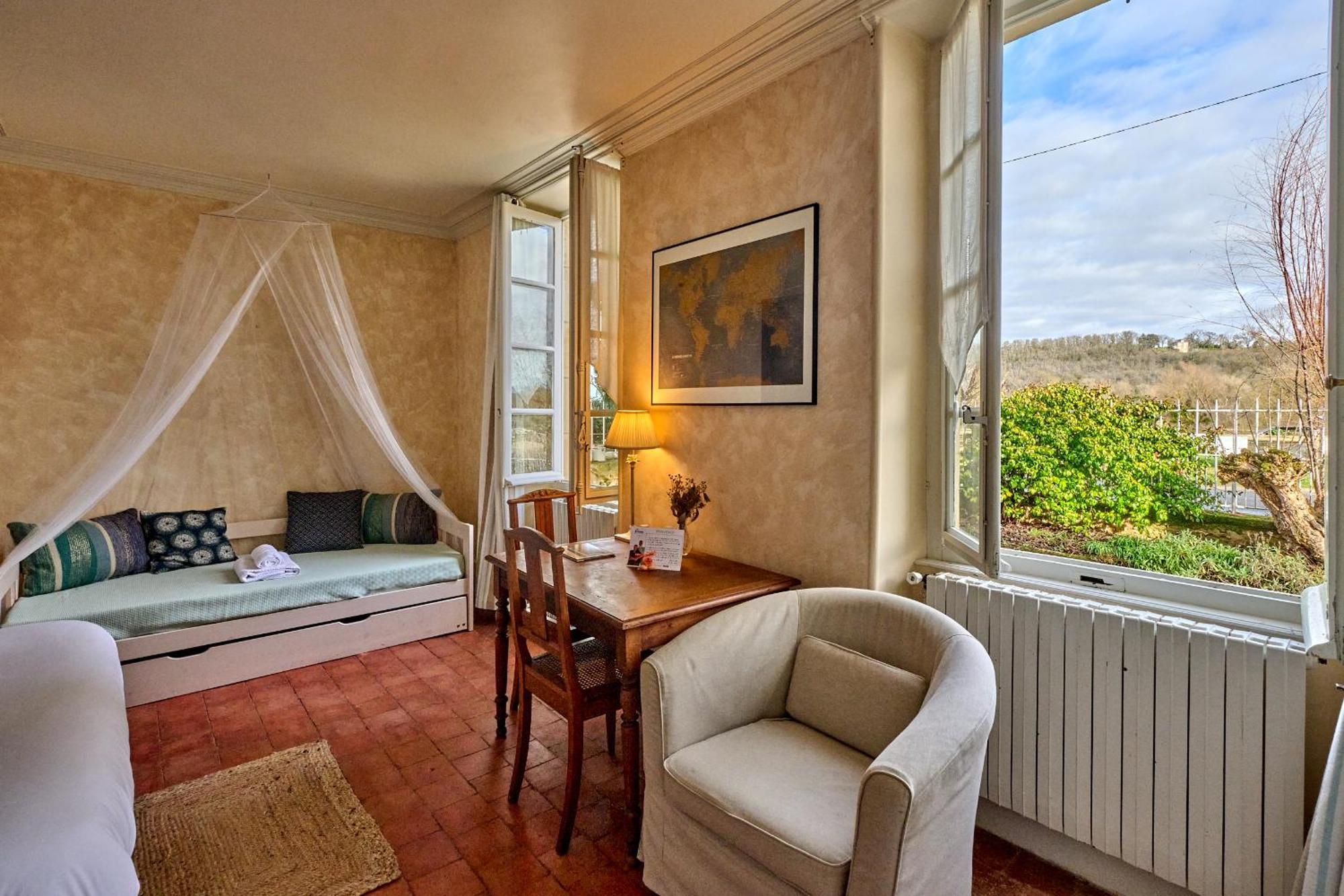 Le Nid Du Marinier Apartment Cuffy Екстериор снимка