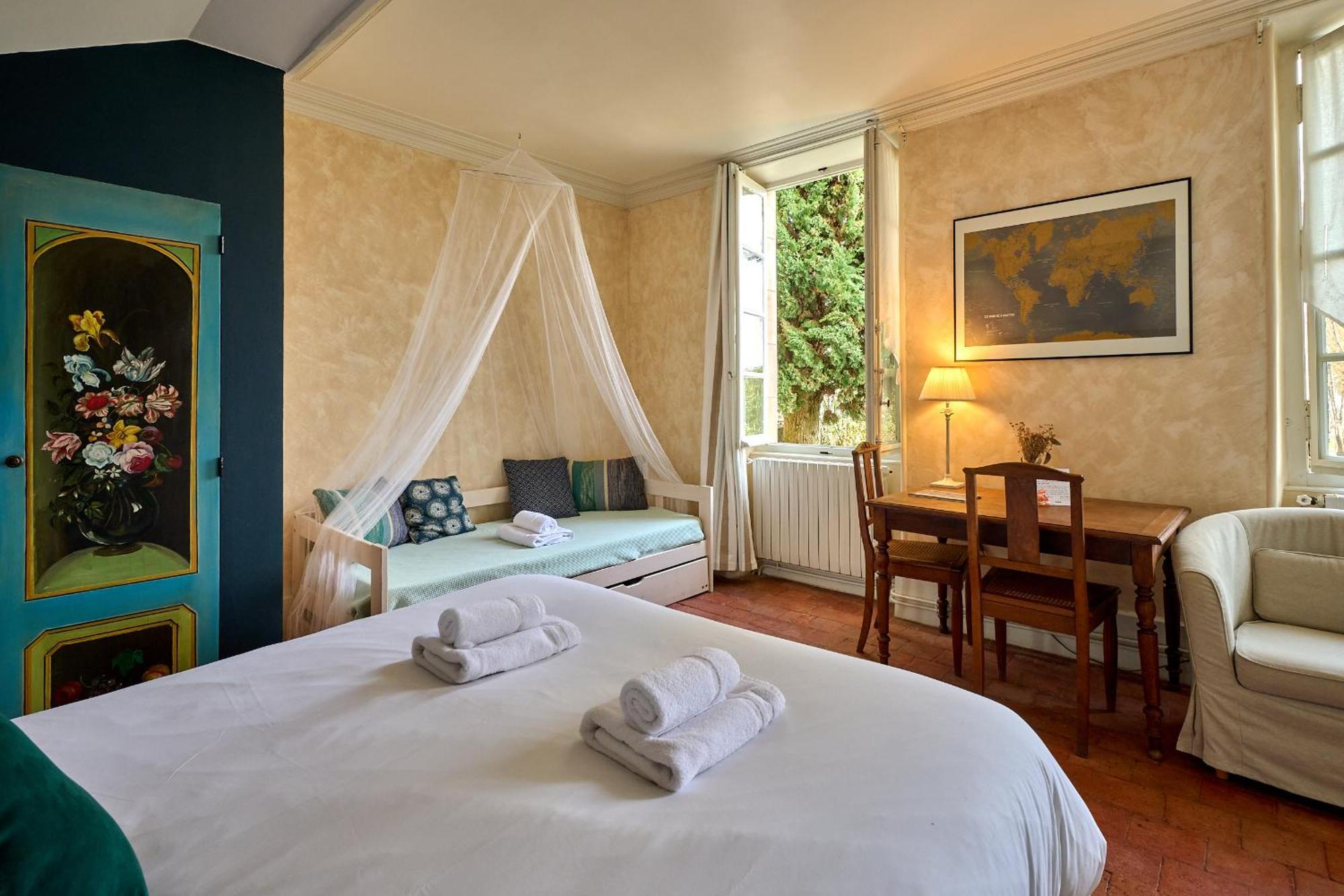 Le Nid Du Marinier Apartment Cuffy Екстериор снимка