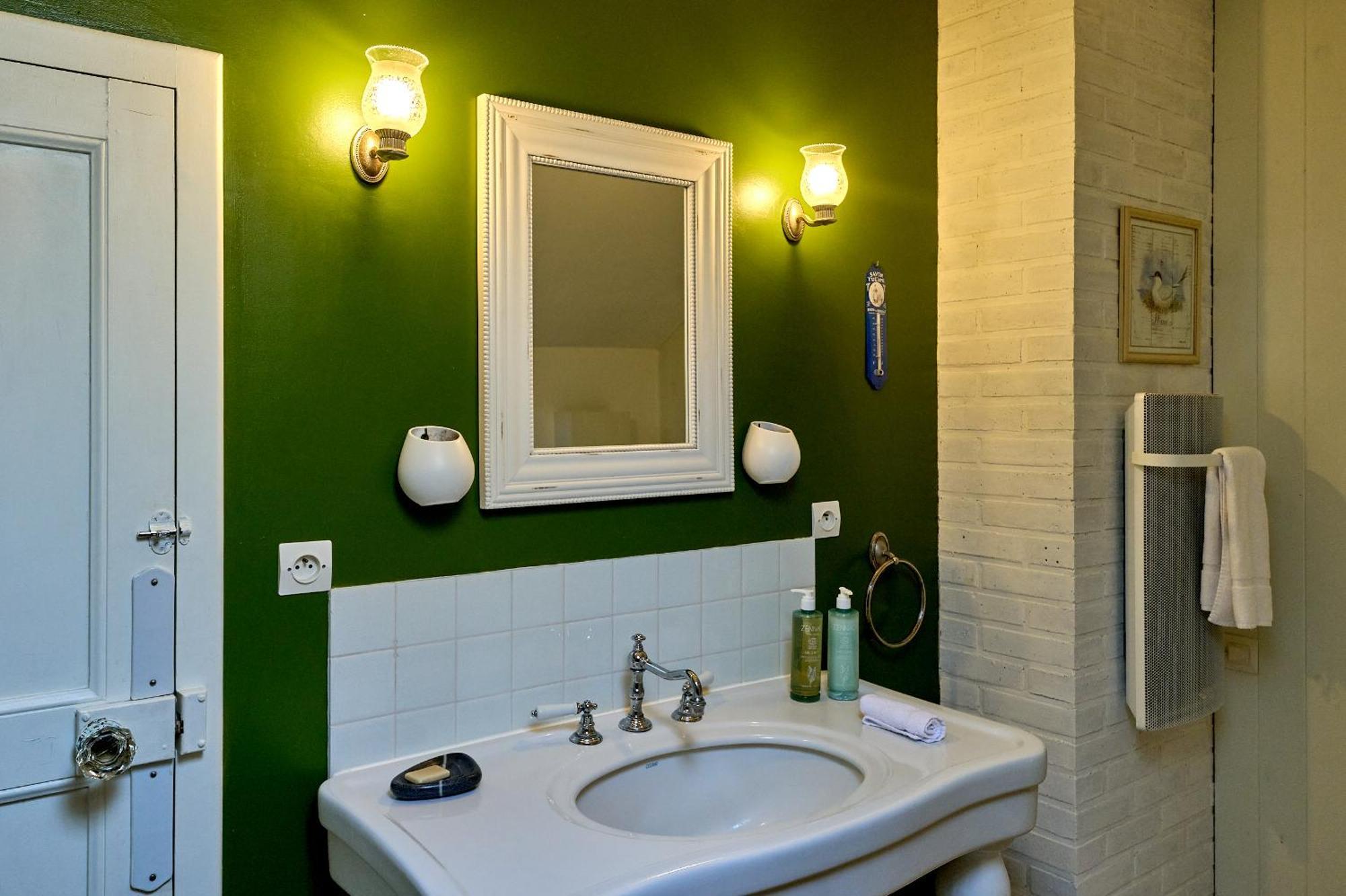 Le Nid Du Marinier Apartment Cuffy Екстериор снимка